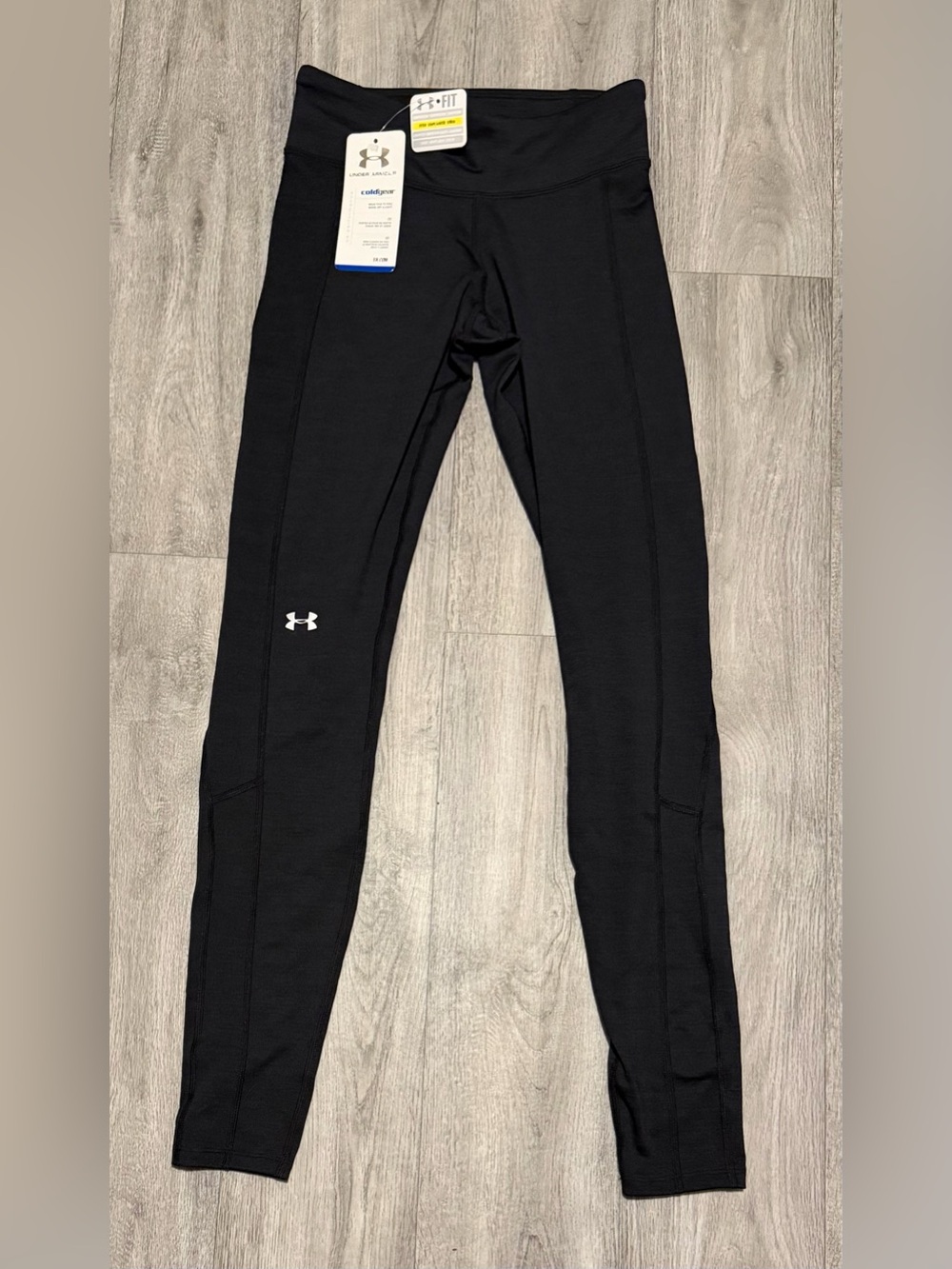Under Armour Women’s Small Cold Gear Fitted Leggings Black